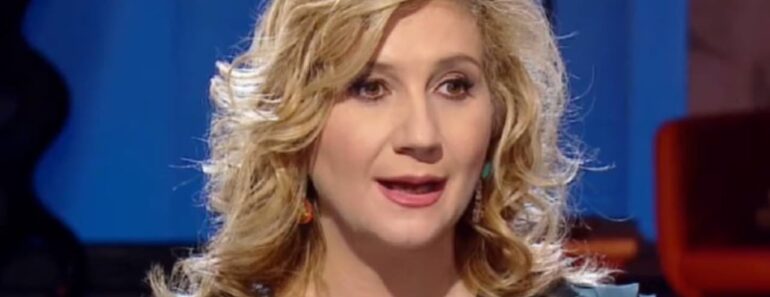 “Ho scoperto che non è mia figlia”. Il dramma del cantante svelato in tv: “Cerchi il vero padre”